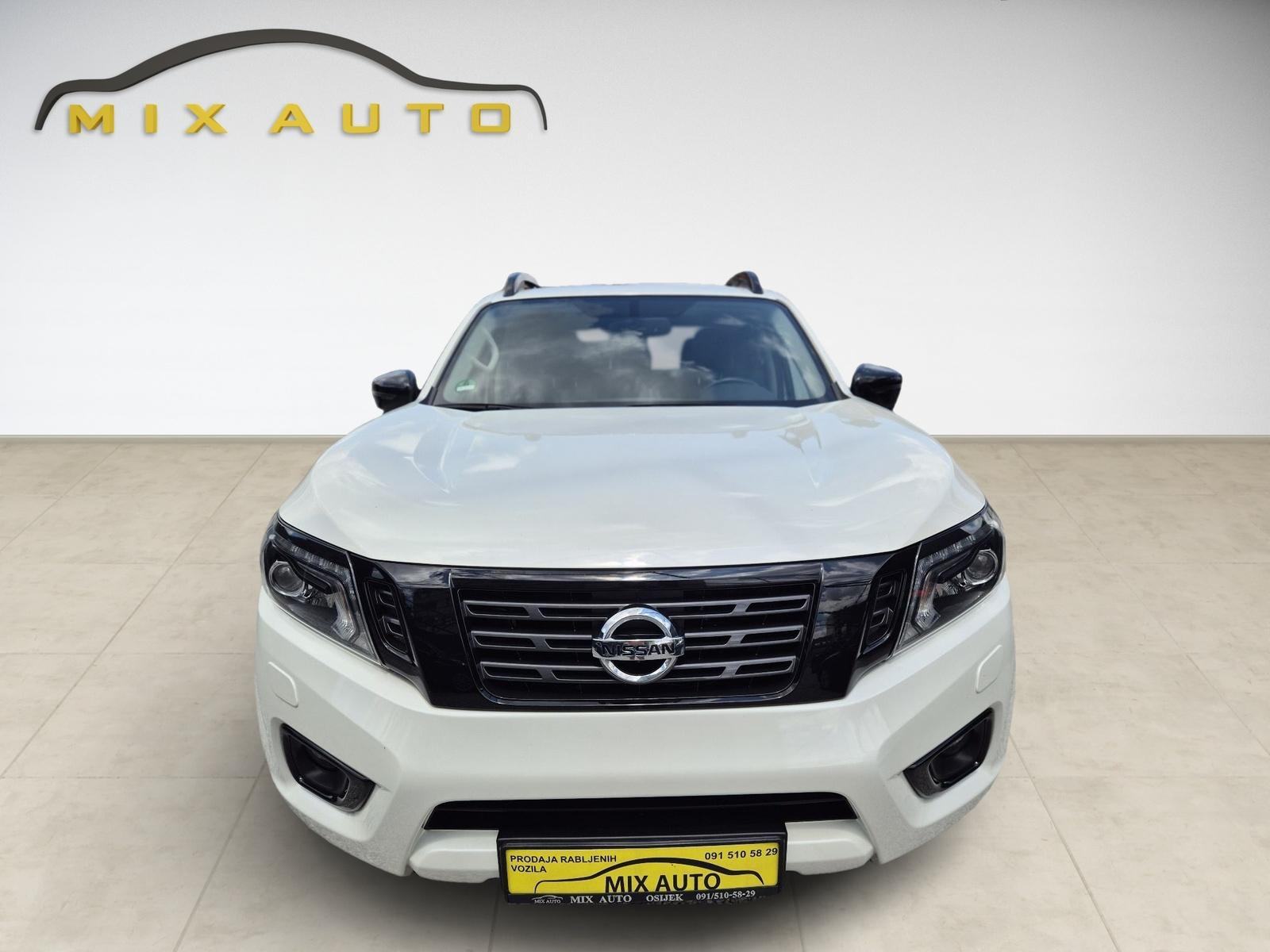 Nissan Navara 2.3 DCI automatik n-guard Double Cab 4x4 ***77000***KM, fotografija 3