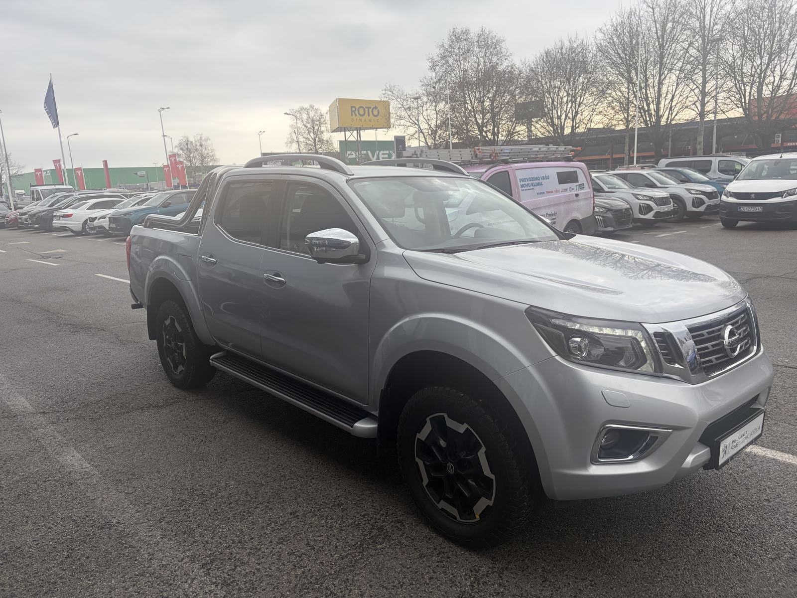 Nissan Navara 2,3D 4WD TEKNA automatik, fotografija 7