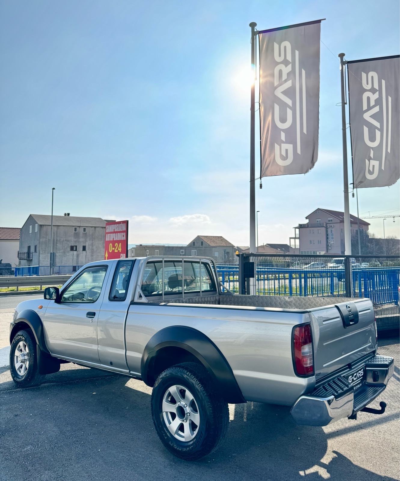 Nissan Navara 2,5 TDI 4X4 KingCab—159.000km—4 SJEDALA—REG.GOD.DANA—TOP, fotografija 4