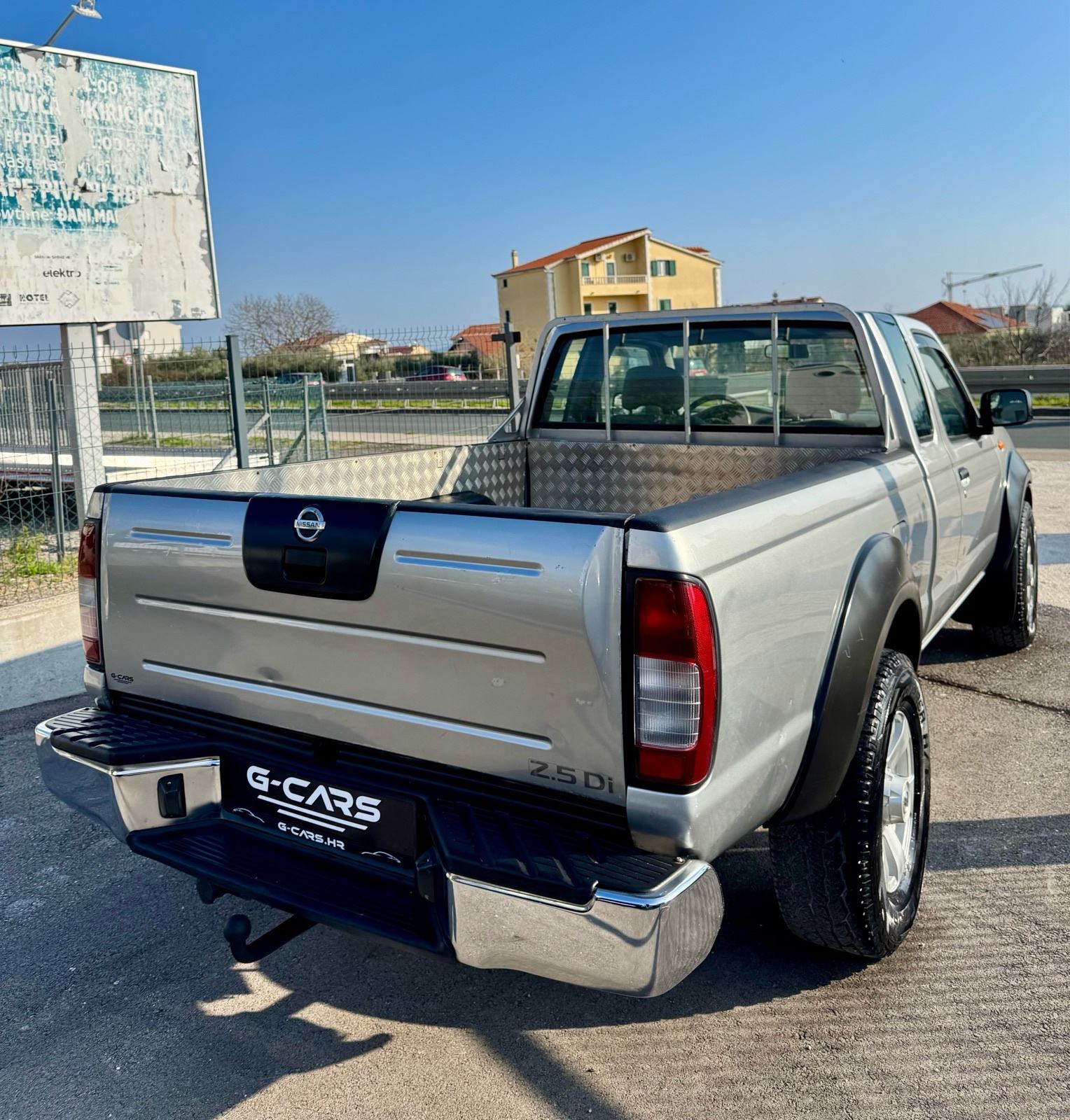 Nissan Navara 2,5 TDI 4X4 KingCab—159.000km—4 SJEDALA—REG.GOD.DANA—TOP, fotografija 9