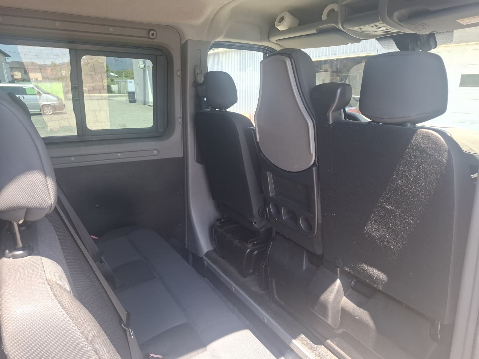 Nissan NV400 2.3DIESEL - PUTNIČKI 9 SJEDALA - ZAMJENA ZA OSOBNO, fotografija 7