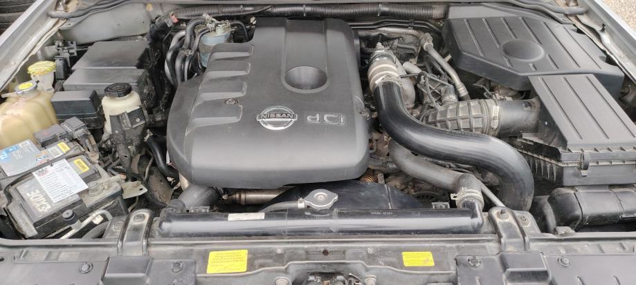 Nissan Pathfinder 2,5 dCi XE, fotografija 5