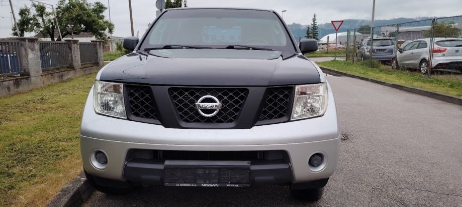 Nissan Pathfinder 2,5 dCi XE, fotografija 2