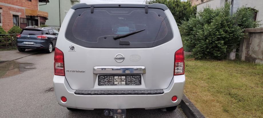 Nissan Pathfinder 2,5 dCi XE, fotografija 12