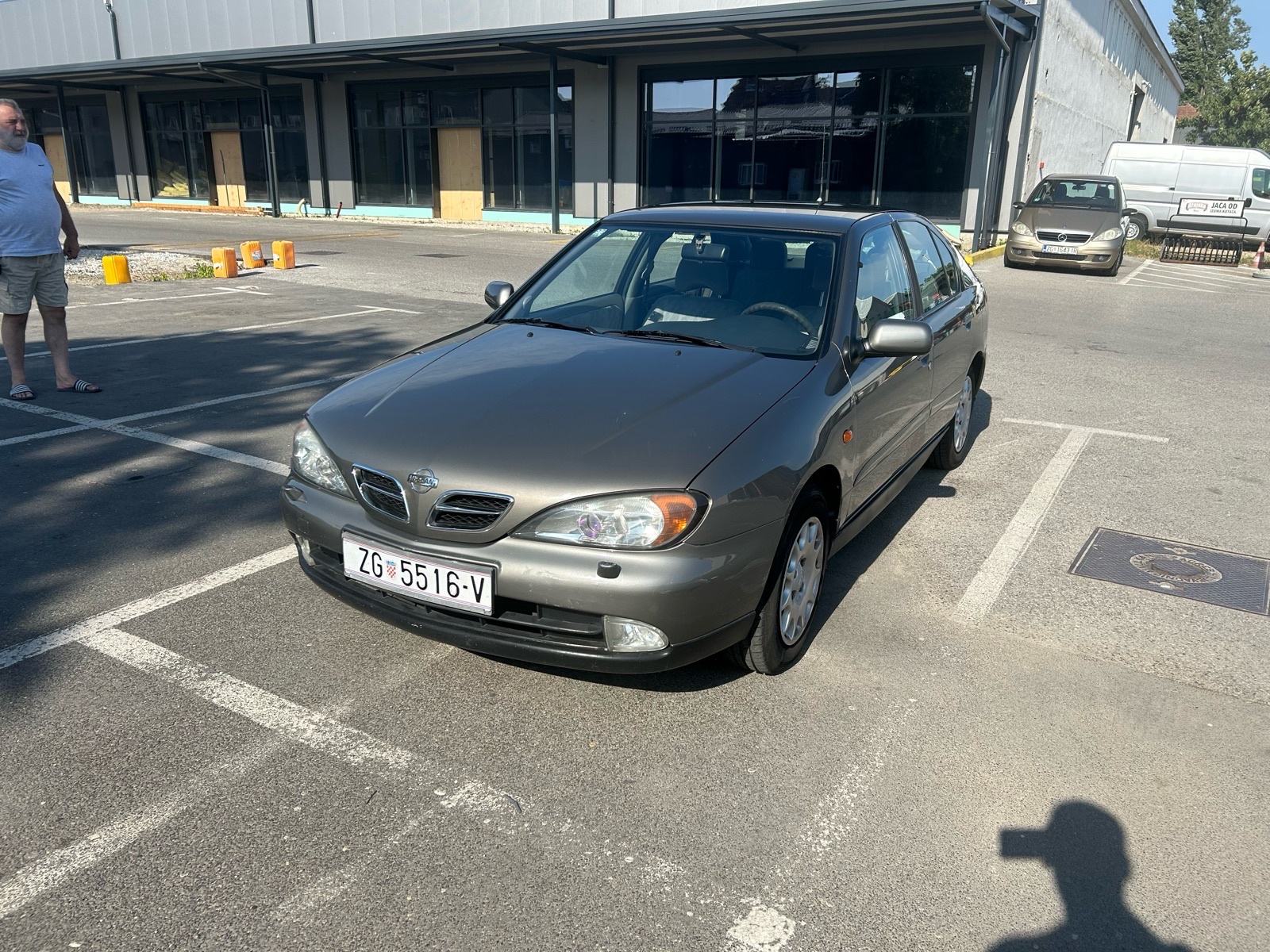 Nissan Primera 1,8, fotografija 1