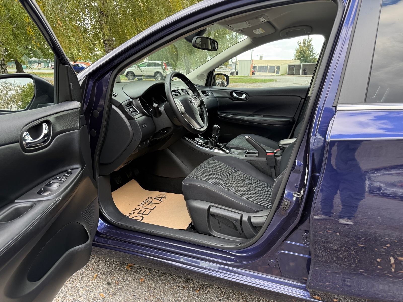 Nissan Pulsar 1,5 dCi-PRVI VLASNIK-360 KAMERE-XENON-VELIKI SERVIS, fotografija 10
