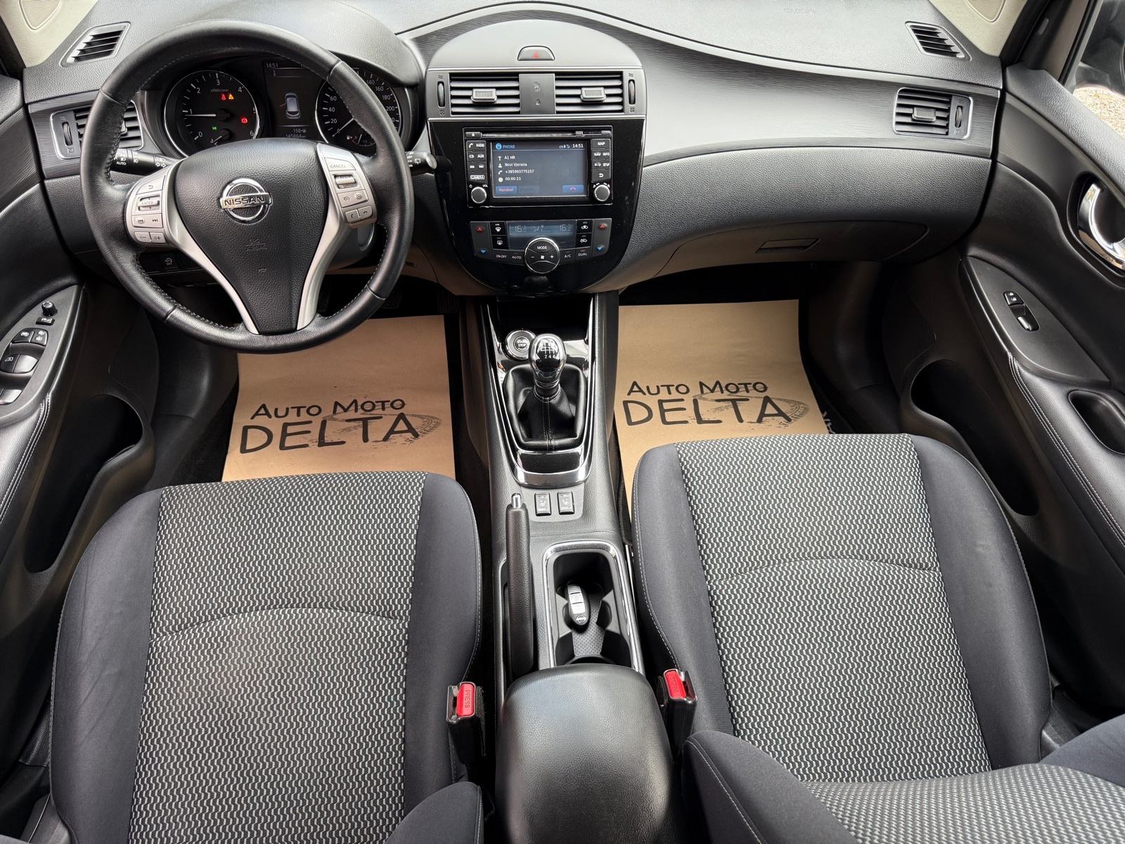 Nissan Pulsar 1,5 dCi-PRVI VLASNIK-360 KAMERE-XENON-VELIKI SERVIS, fotografija 16
