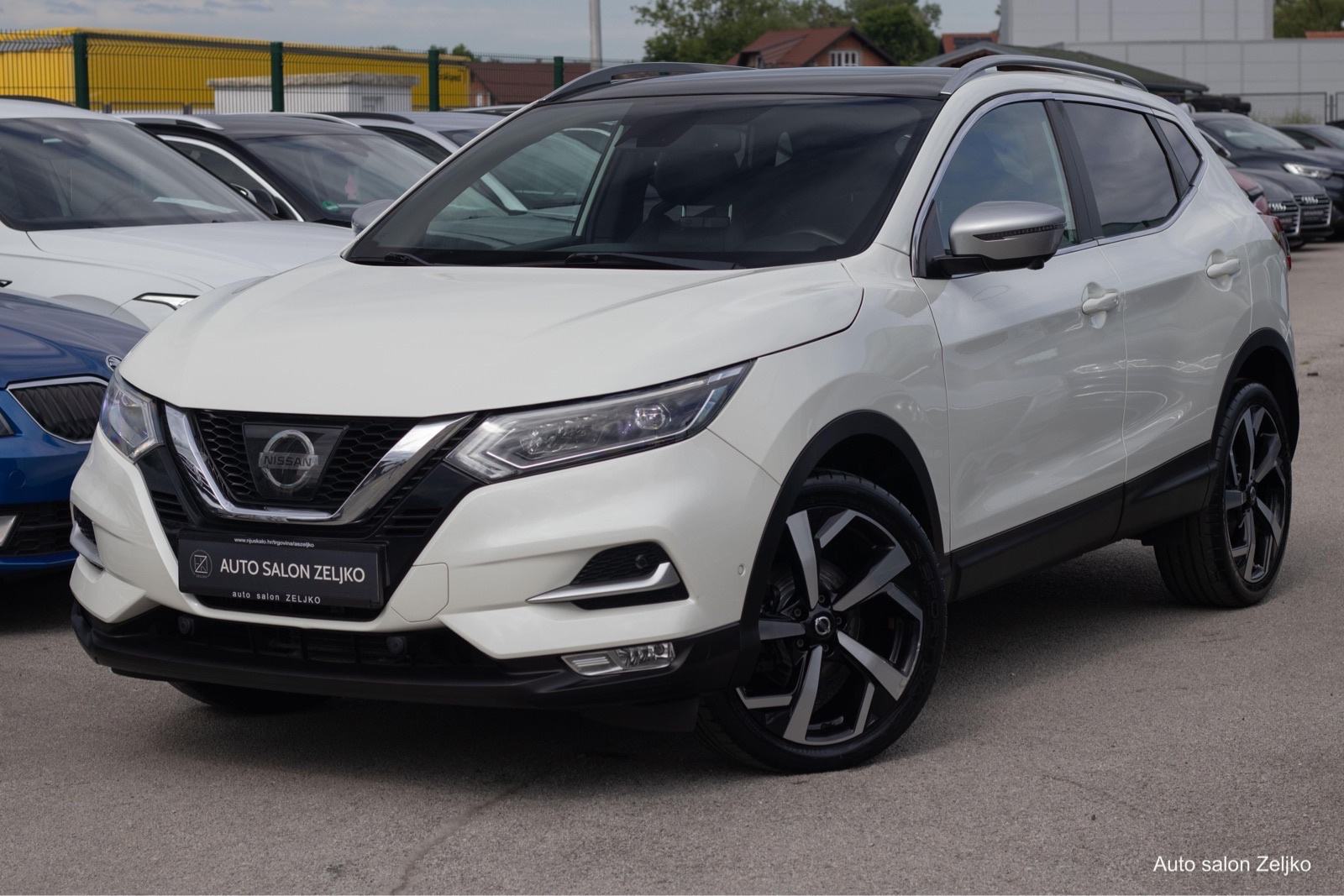 Nissan Qashqai 1,2••AUTOMATIK•PANORAMA••FULL LED••MEMORIJA•••TEKNA+•, fotografija 3