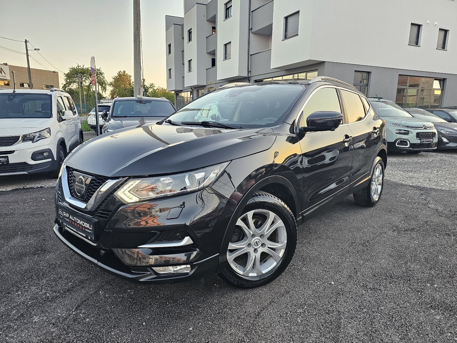 *NISSAN*QASHQAI*1.2*DIG-T*85*KW*TEKNA*NOVI*MODEL*V+M*SERVIS*FULL*ZG*, fotografija 1