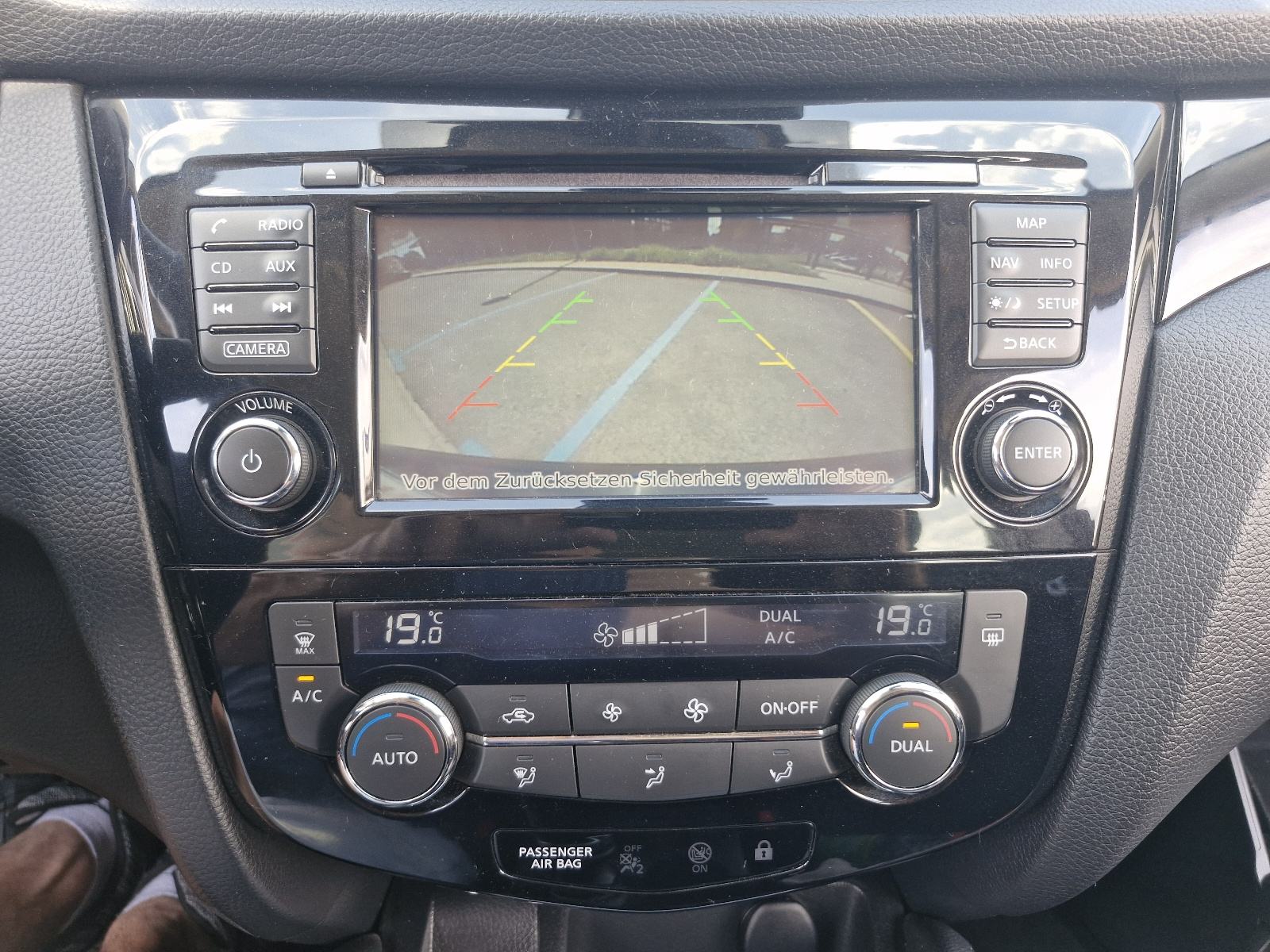 NISSAN QASHQAI 1,2 DIG-T, ACENTA,JAMSTVO 1.GOD,KAMERA,NAVI,TEMPOMAT,, fotografija 16