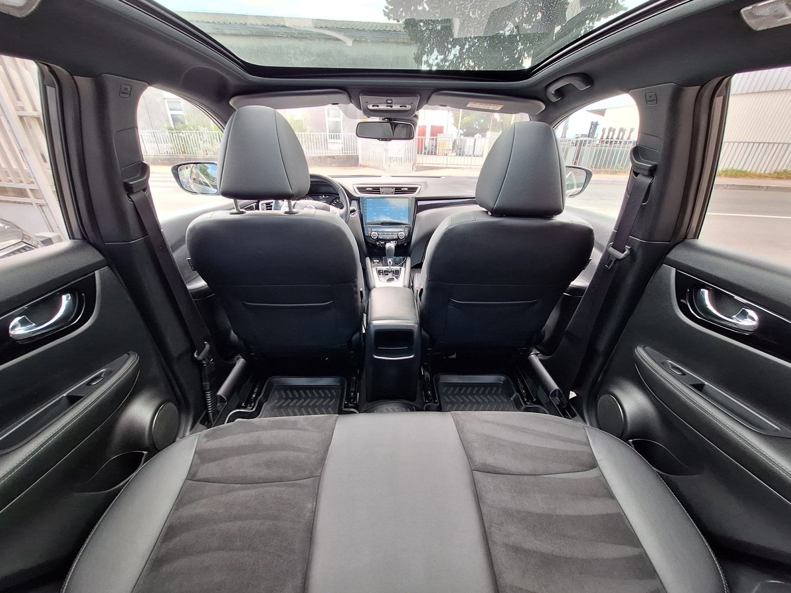 Nissan Qashqai 1,2 DIG-T automatik(PANORAMA/ALKANTARA/PARKING KAMERA, fotografija 19