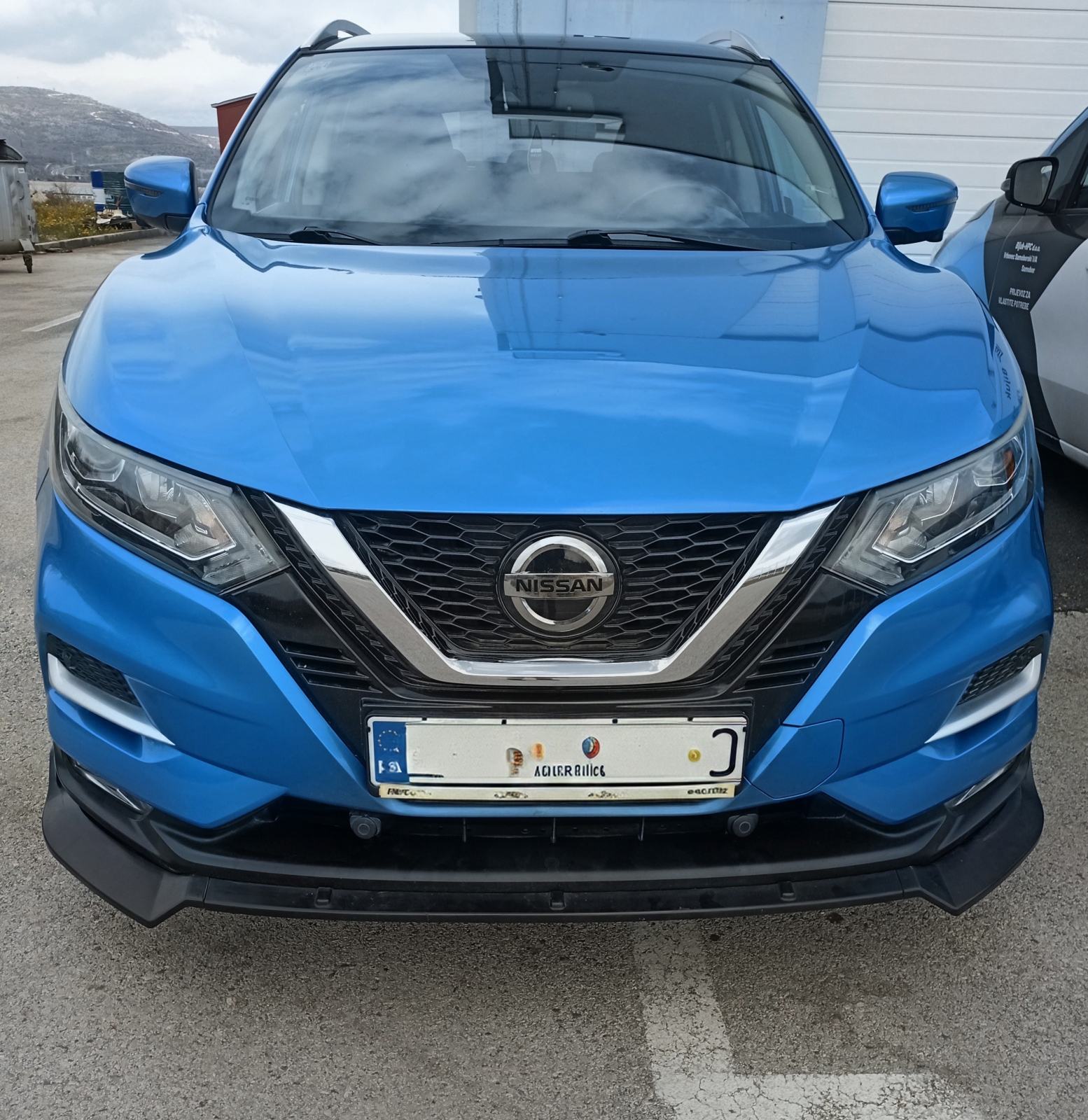 Nissan Qashqai 1,2 DIG-T,Hr ,reg.4/2027,Set kvačila, novi akumulator, fotografija 5