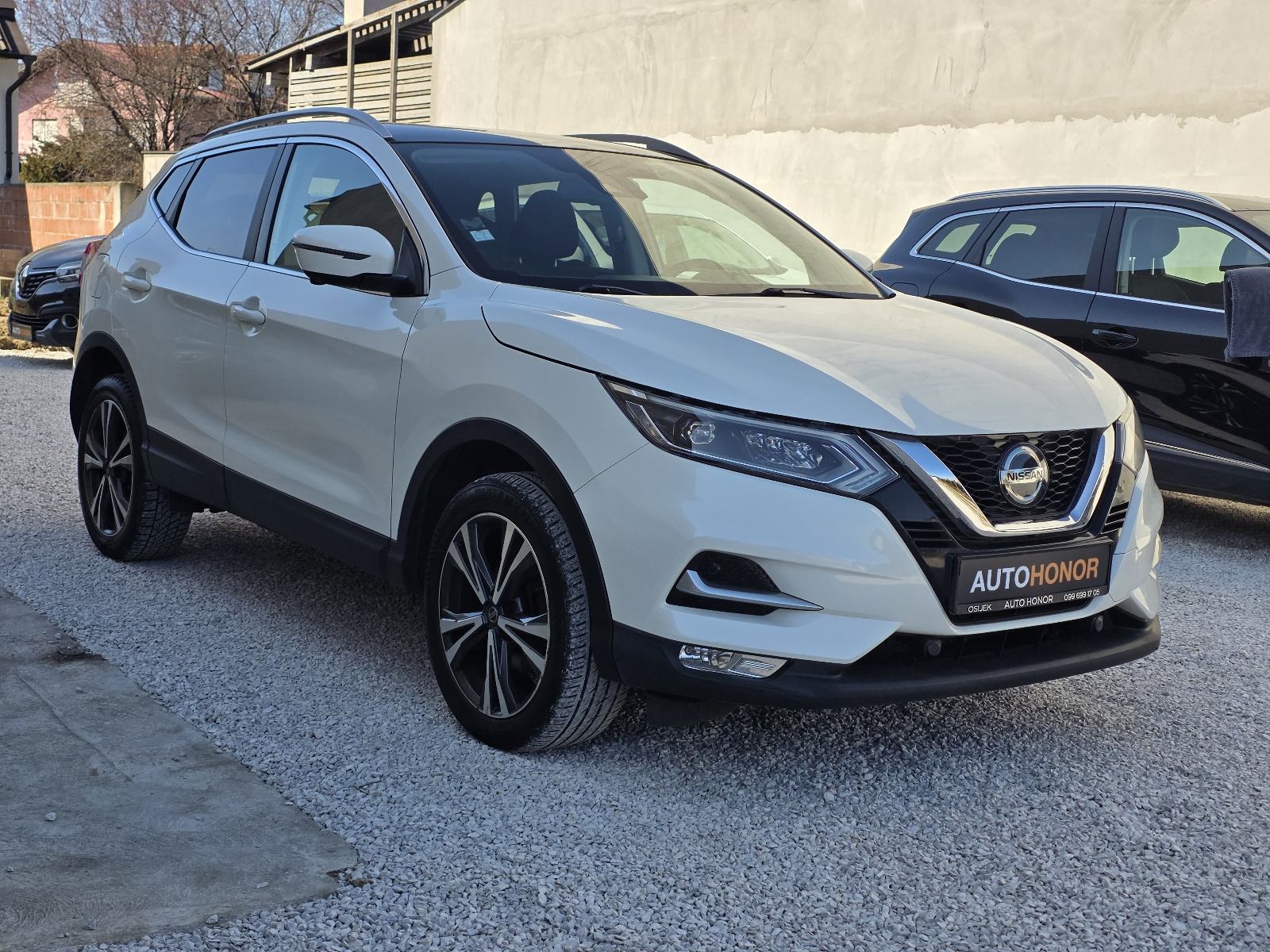 Nissan Qashqai Kamera 360° LED Panorama Servisna Jamstvo 12 mj, fotografija 3