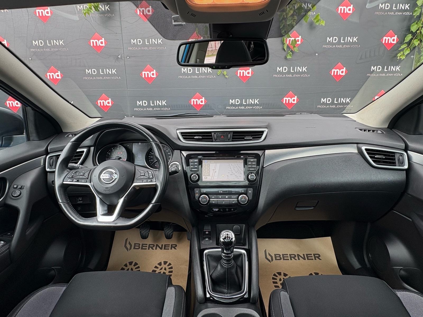 Nissan Qashqai 1,2 DIG-T N-Connecta, fotografija 9