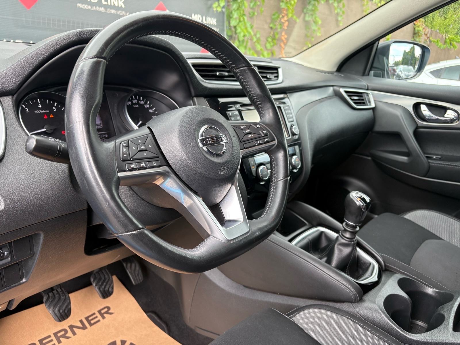 Nissan Qashqai 1,2 DIG-T N-Connecta, fotografija 8