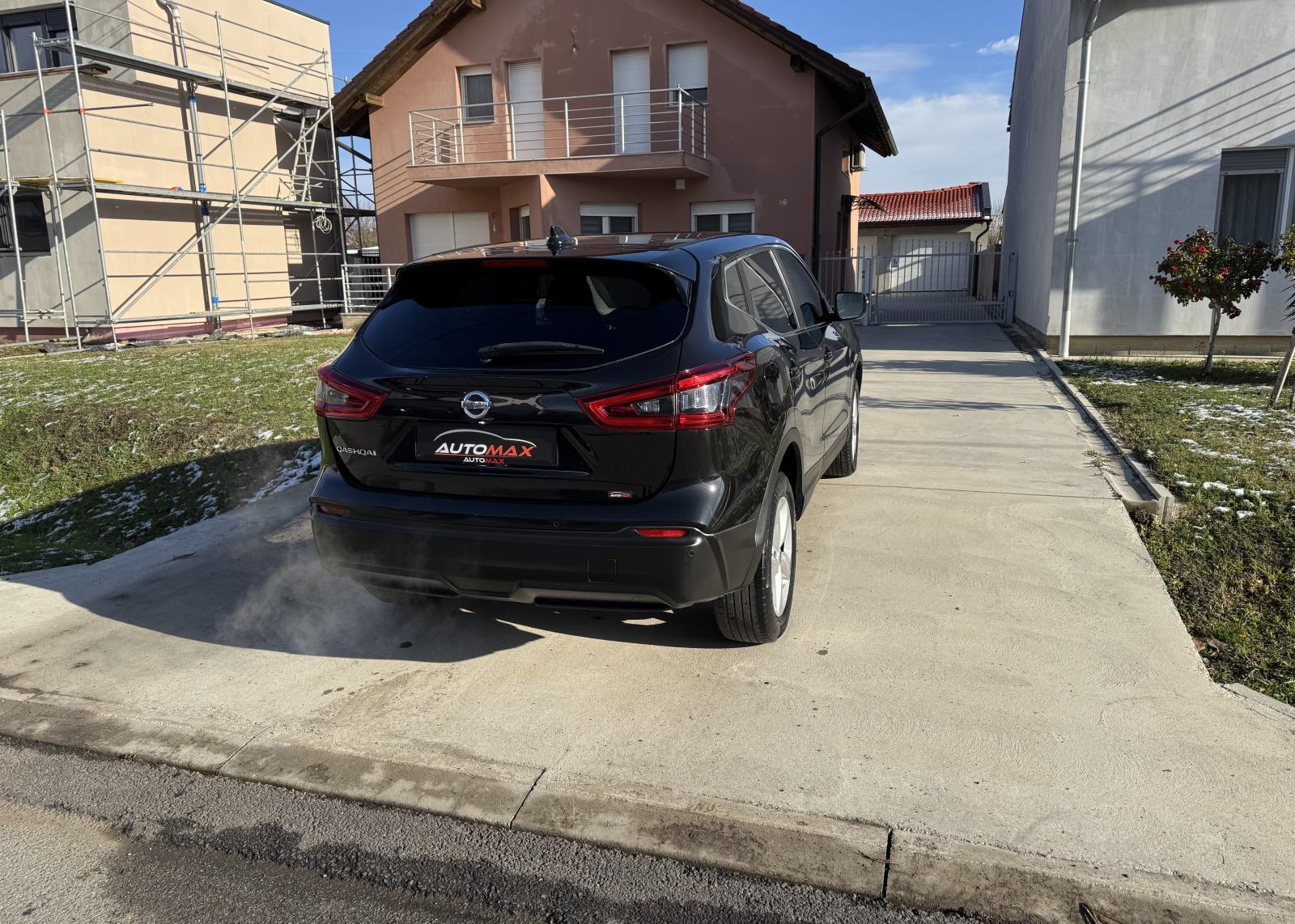 Nissan Qashqai 1,2 DIG-T...NAVIGACIJA...KAMERA...ALU..., fotografija 8