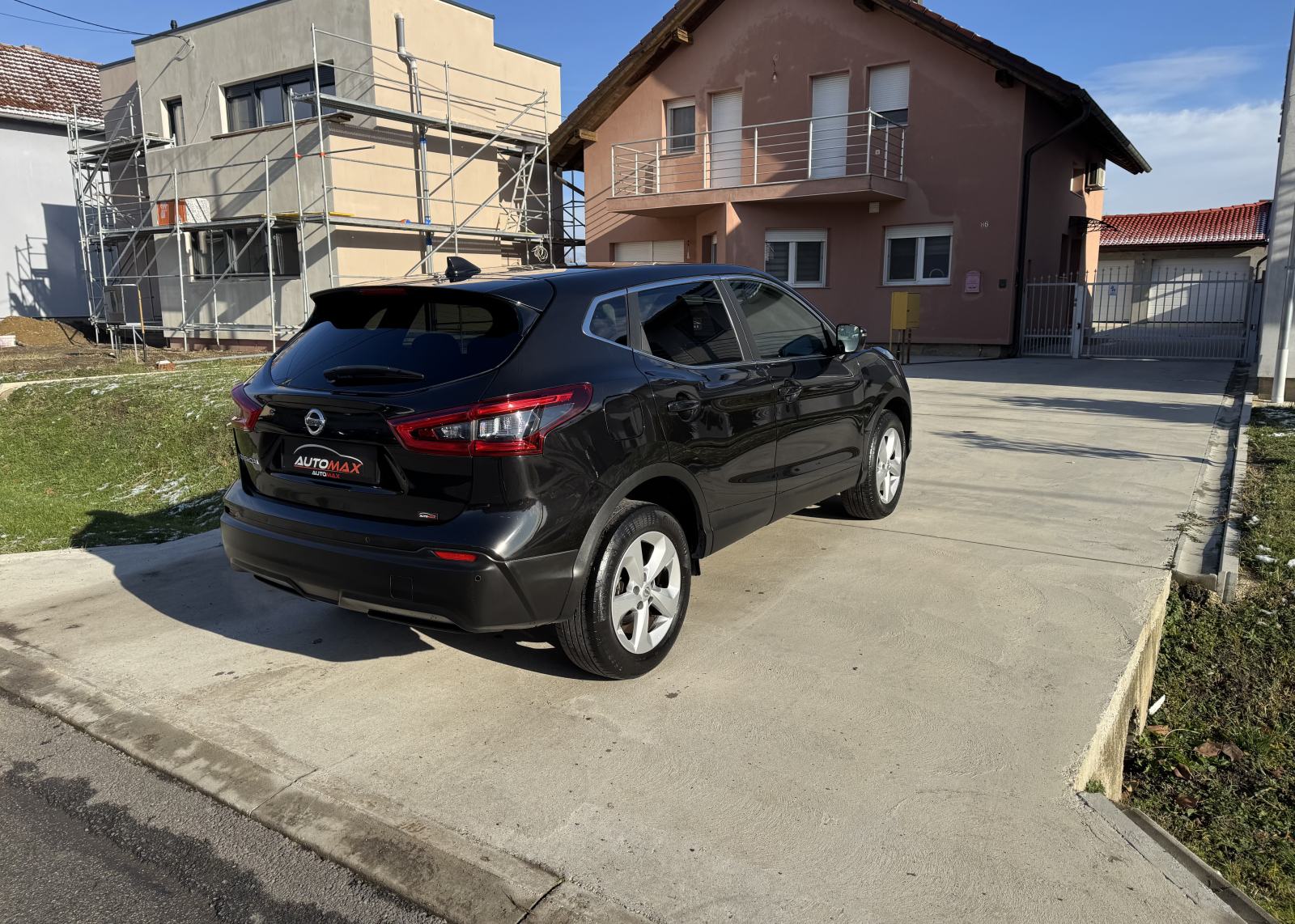 Nissan Qashqai 1,2 DIG-T...NAVIGACIJA...KAMERA...ALU..., fotografija 7