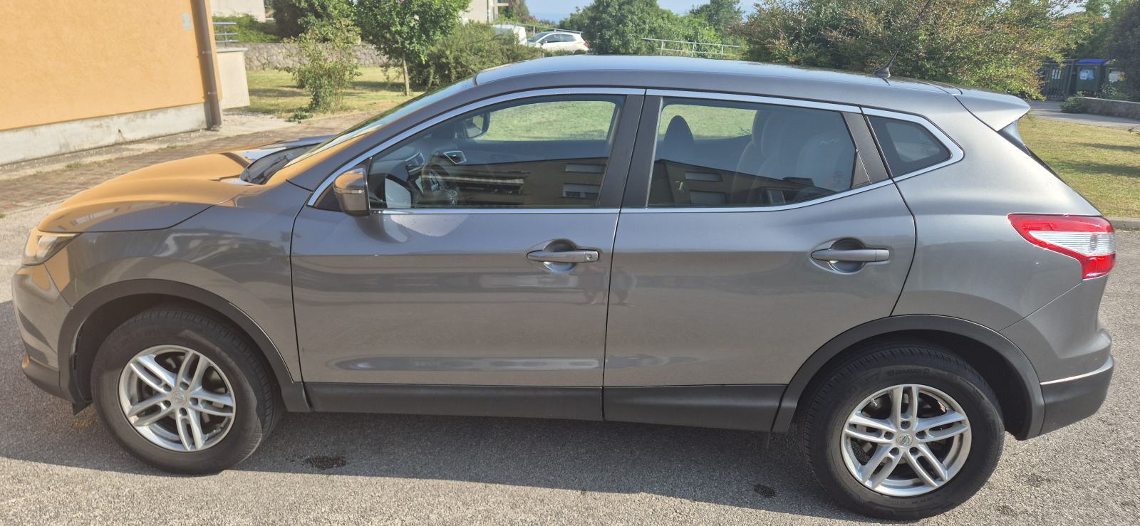 Nissan Qashqai 1,2 DIG-T, fotografija 3