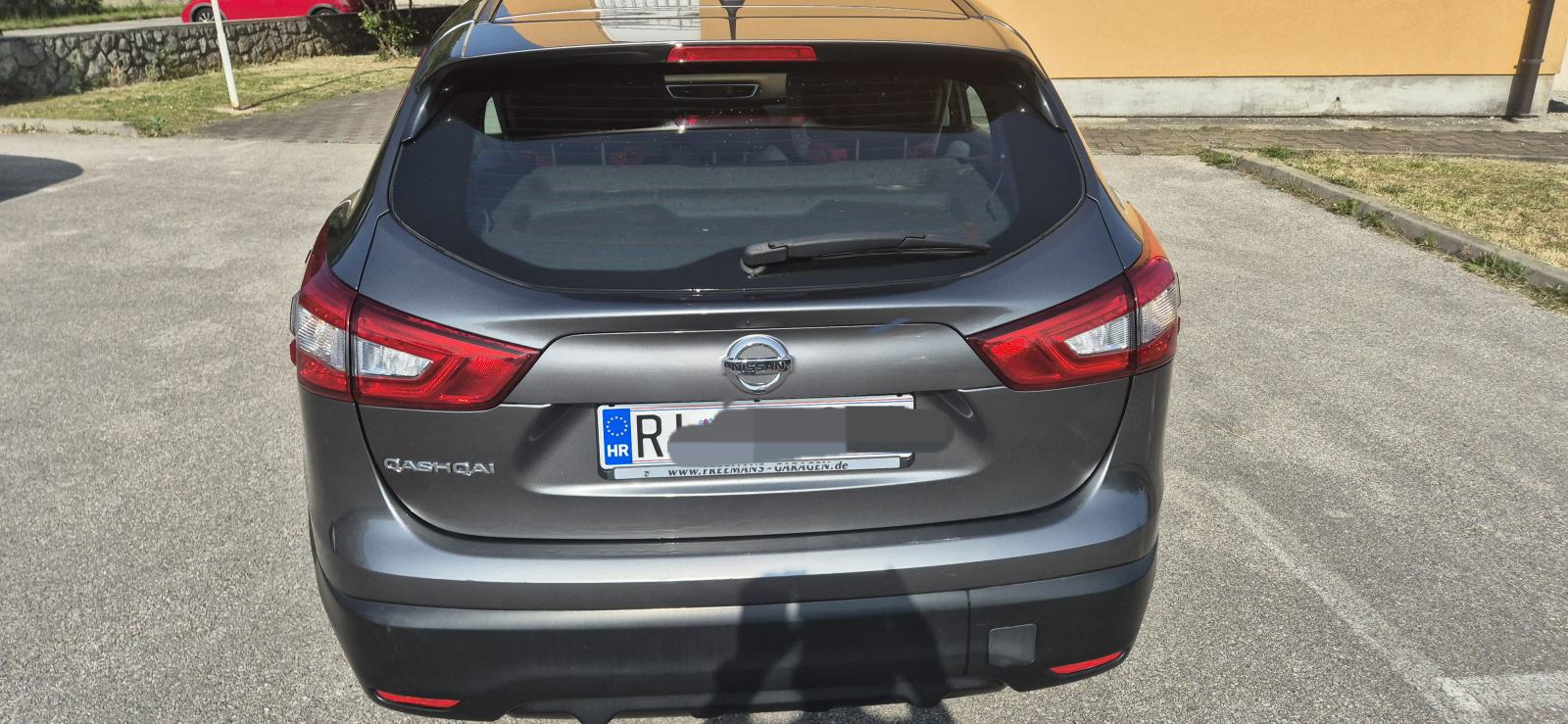 Nissan Qashqai 1,2 DIG-T, fotografija 4