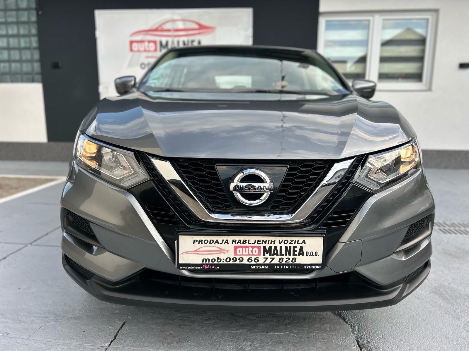 Nissan Qashqai 1,2 DIG-T 2017G. NOVI MODEL 122tkm TOP STANJE, fotografija 3