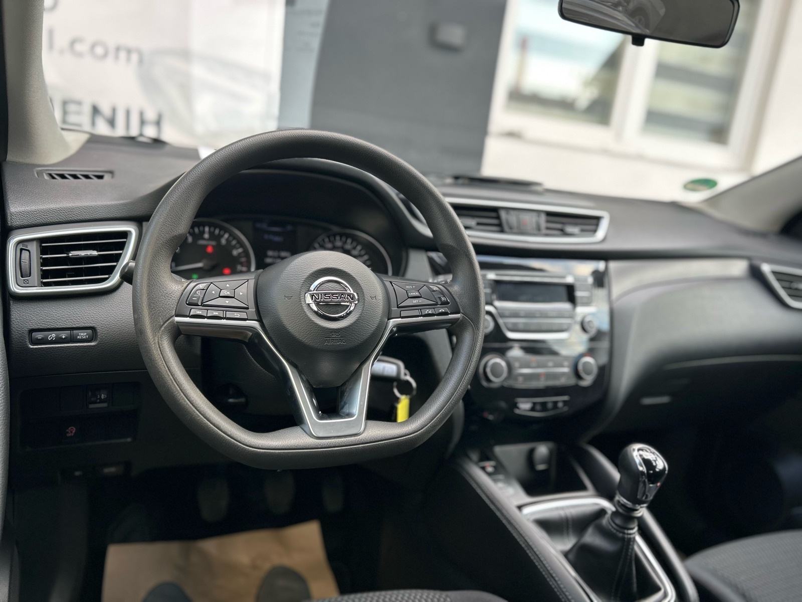 Nissan Qashqai 1,2 DIG-T 2017G. NOVI MODEL 122tkm TOP STANJE, fotografija 16