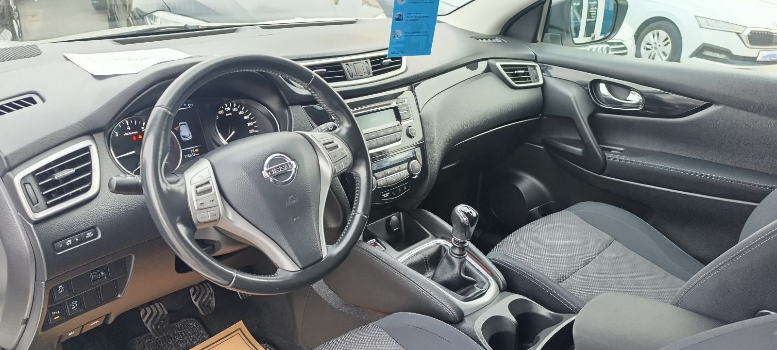 Nissan Qashqai 1.2 115KS BENZ✅UREDAN✅JAMSTVO12 mj✅, fotografija 12