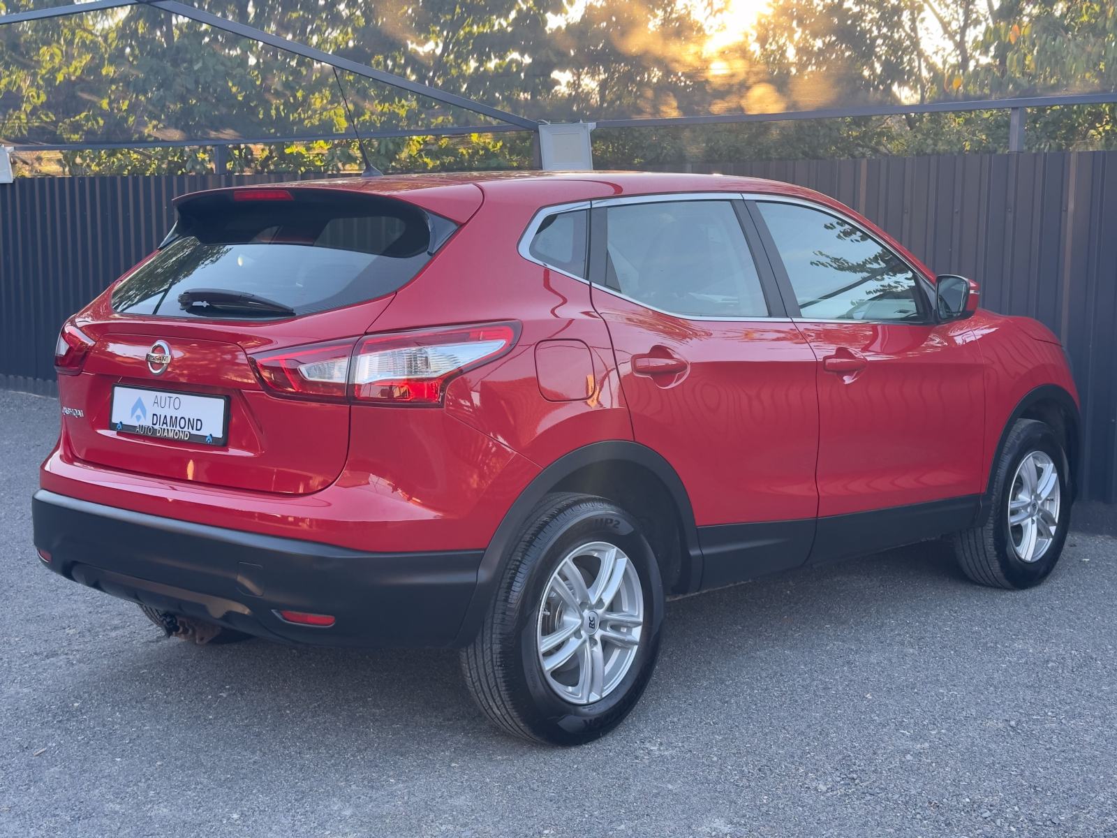 Nissan Qashqai 1,2 2017 TOP STANJE, fotografija 6