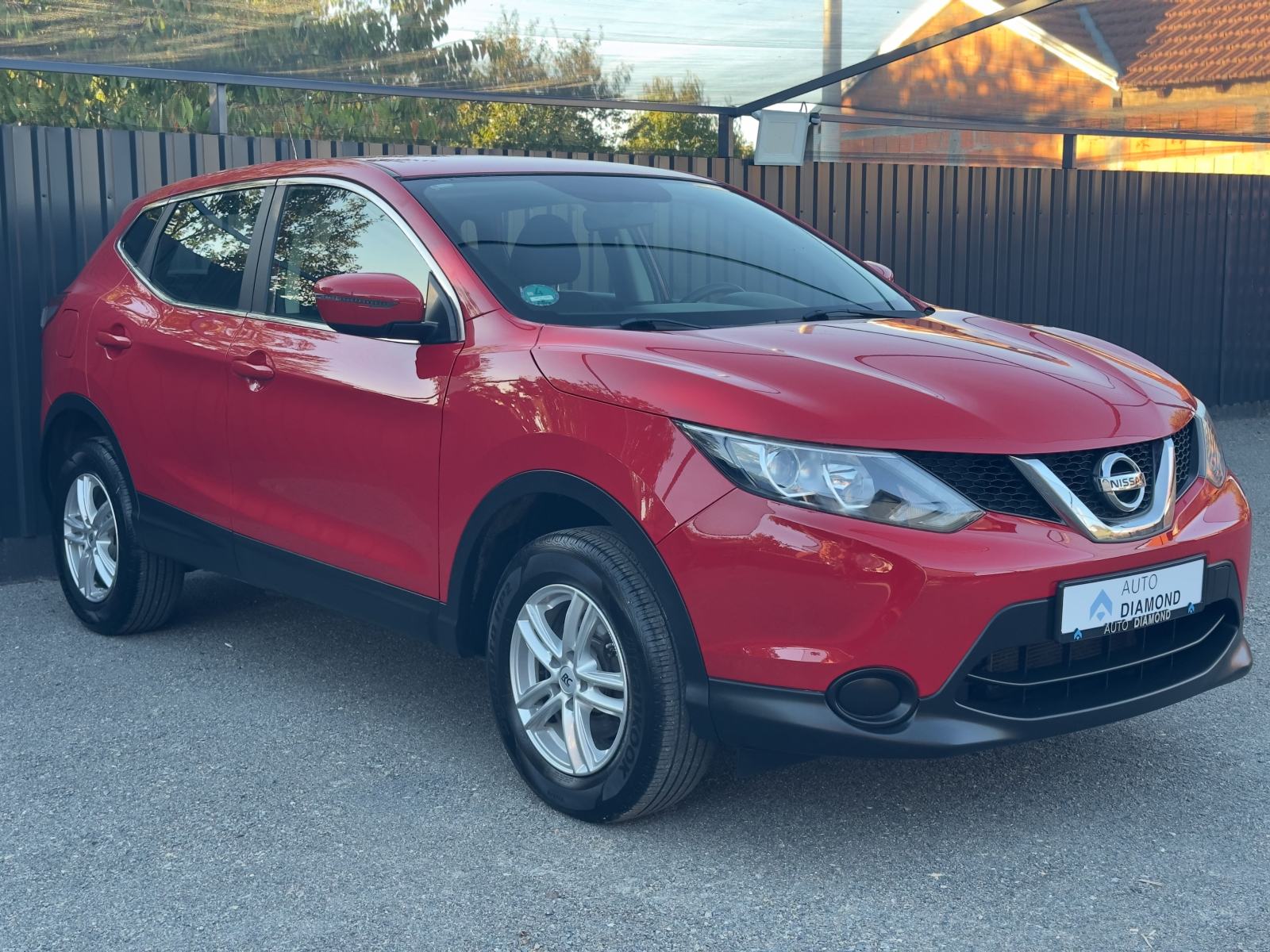 Nissan Qashqai 1,2 2017 TOP STANJE, fotografija 1