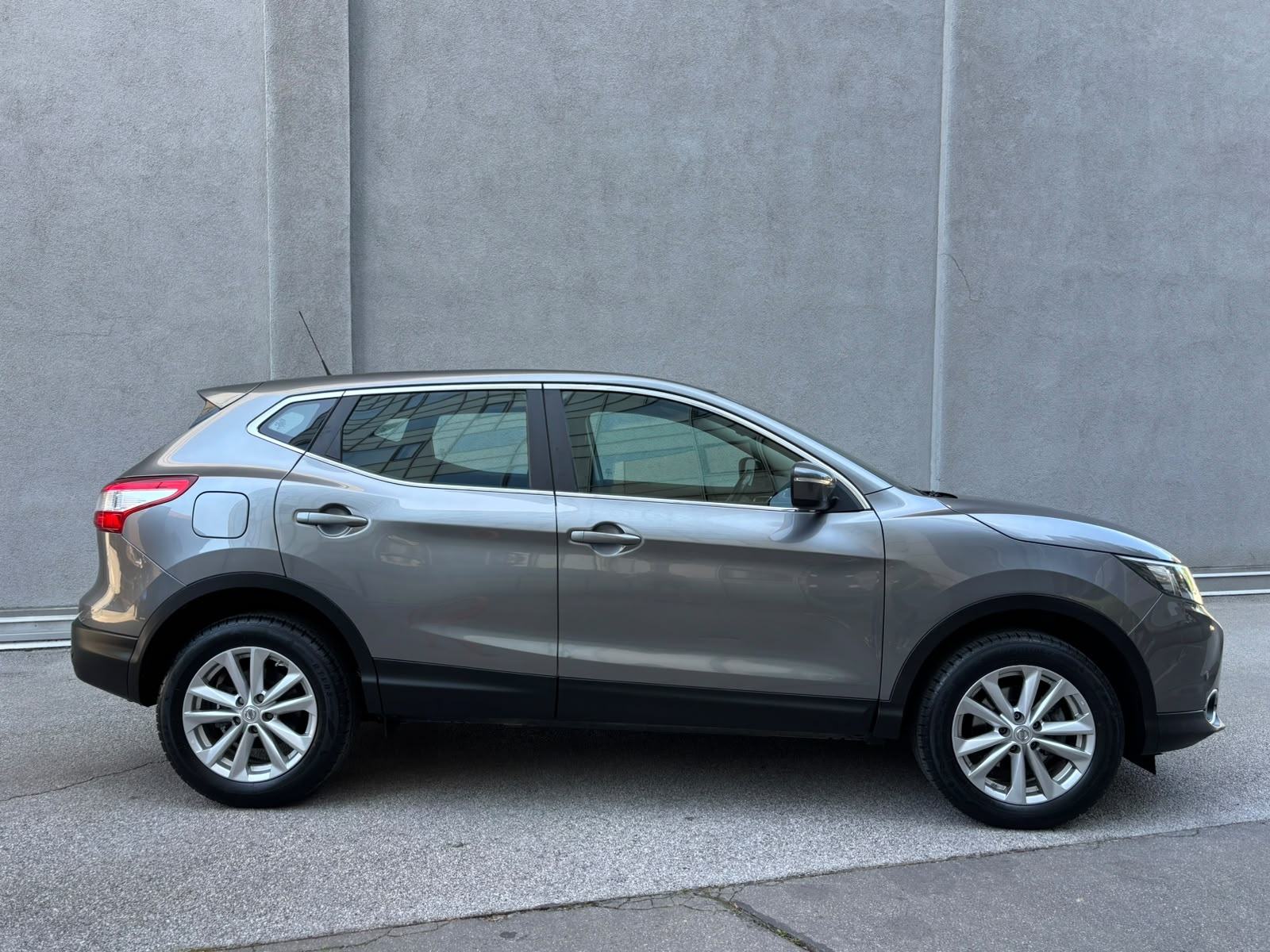 Nissan Qashqai 1,2 DIG-T X-Tronic automatik Samo 89 000km, fotografija 5