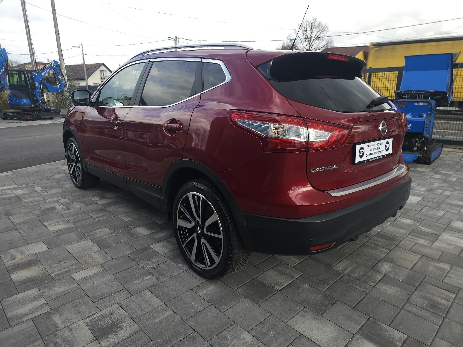 Nissan Qashqai 1,2 DIG-T X-Tronic, fotografija 6