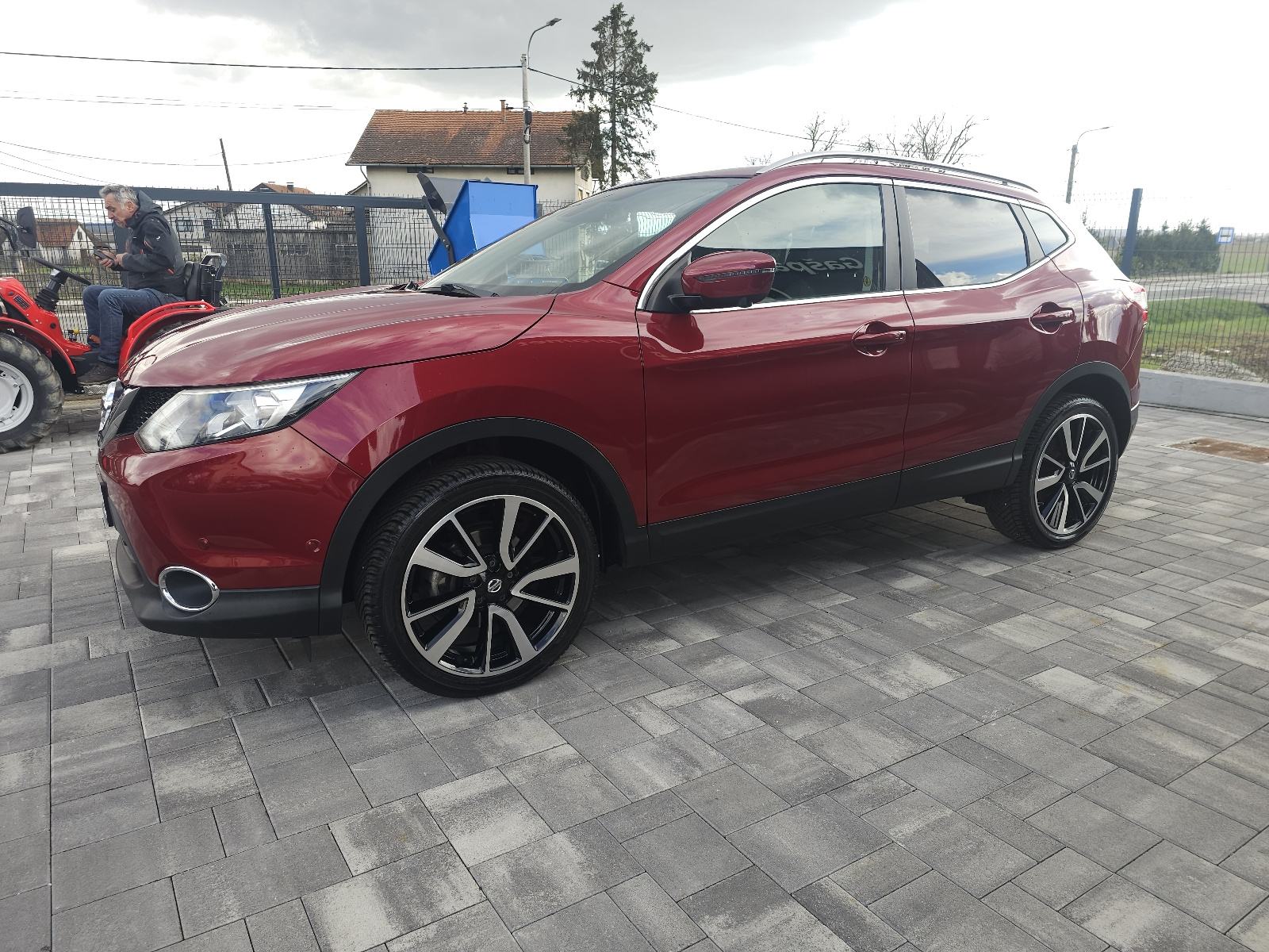 Nissan Qashqai 1,2 DIG-T X-Tronic, fotografija 7
