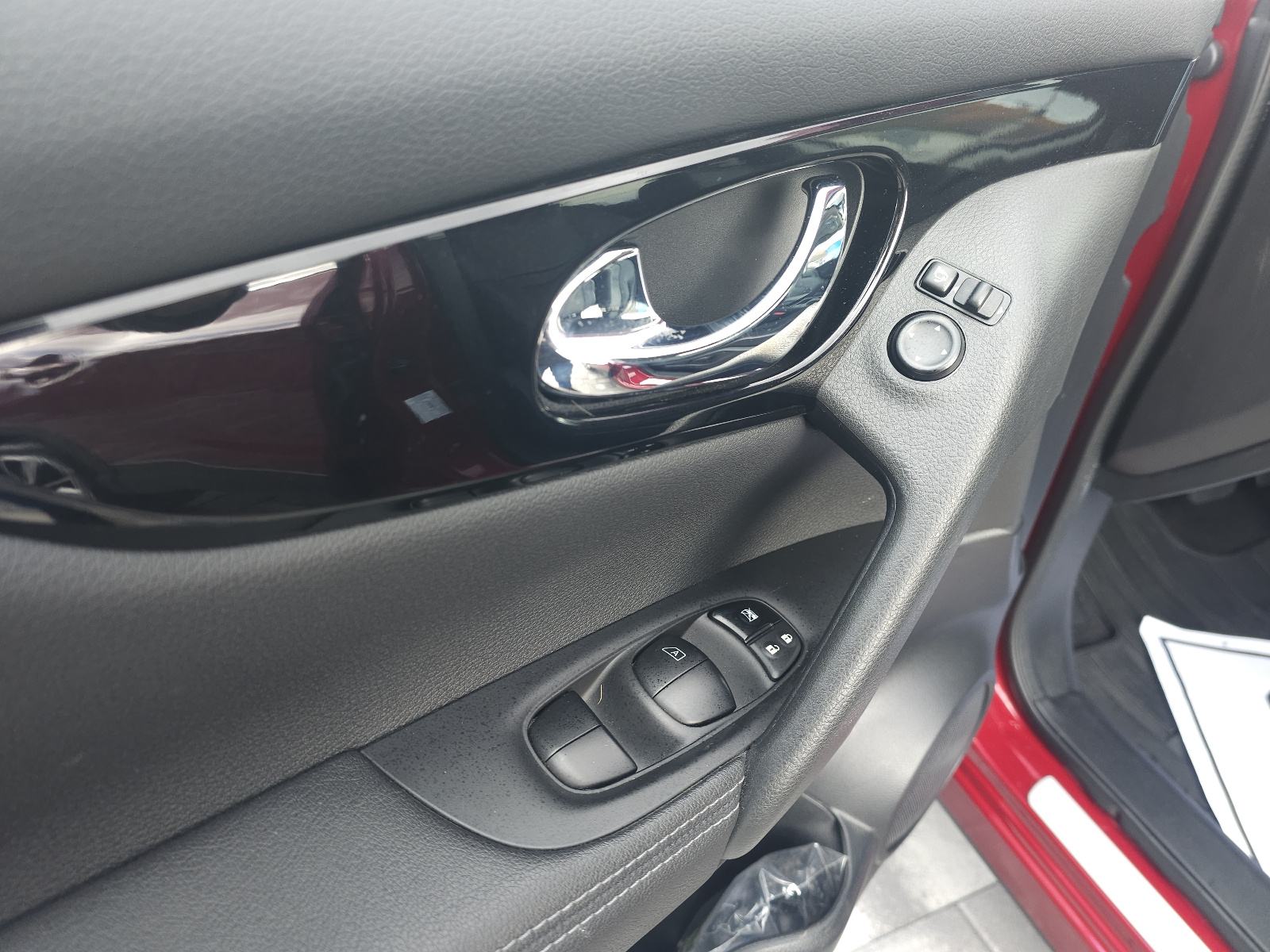 Nissan Qashqai 1,2 DIG-T X-Tronic, fotografija 17