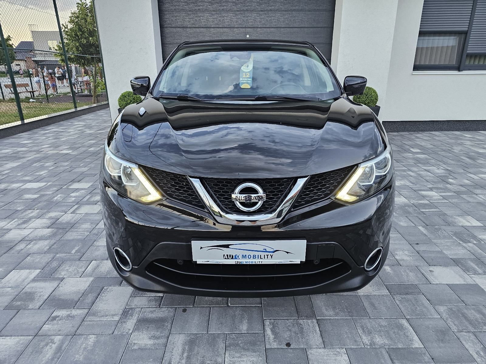 Nissan Qashqai 1,2 N-CONNECTA KAMERA 360 NAVI NOVI LANAC **GARANCIJA**, fotografija 2