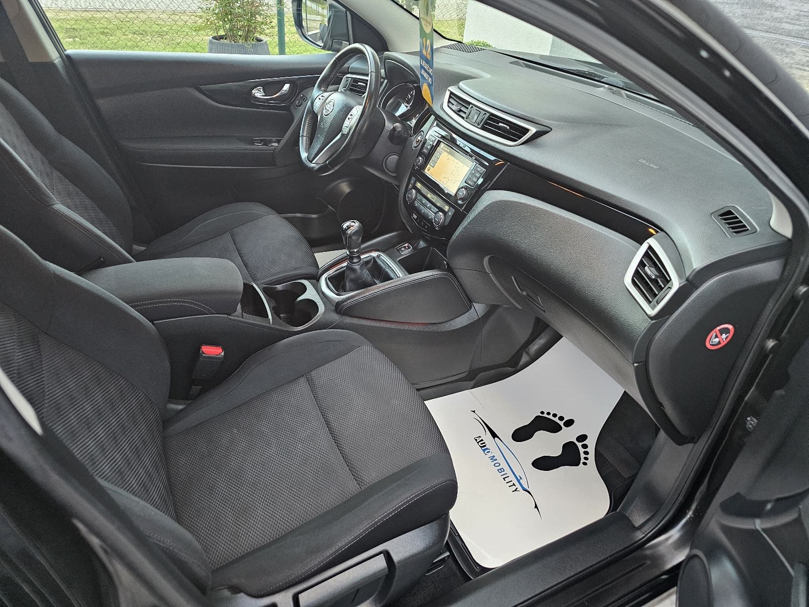 Nissan Qashqai 1,2 N-CONNECTA KAMERA 360 NAVI NOVI LANAC **GARANCIJA**, fotografija 9