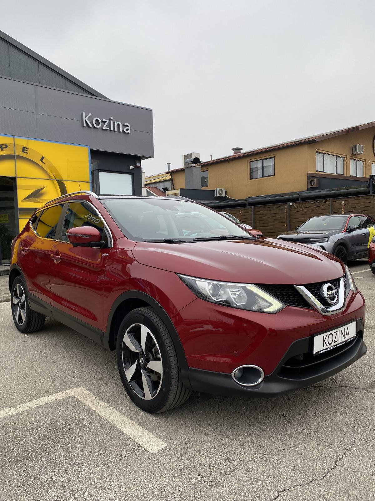 Nissan Qashqai 1,2 N-CONNECTA 2 GODINE JAMSTVA, fotografija 5