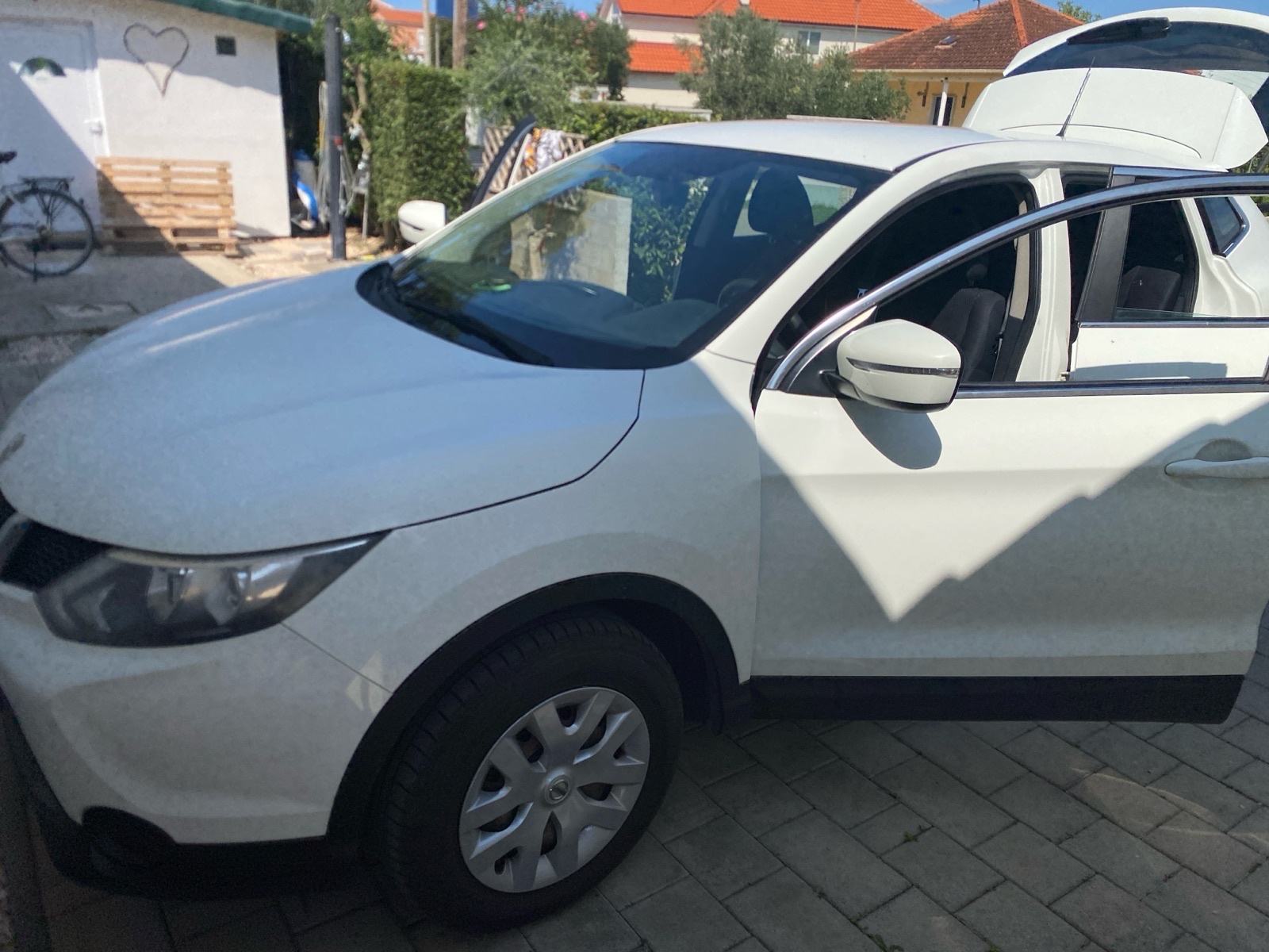 Nissan Qashqai 1,2, fotografija 9