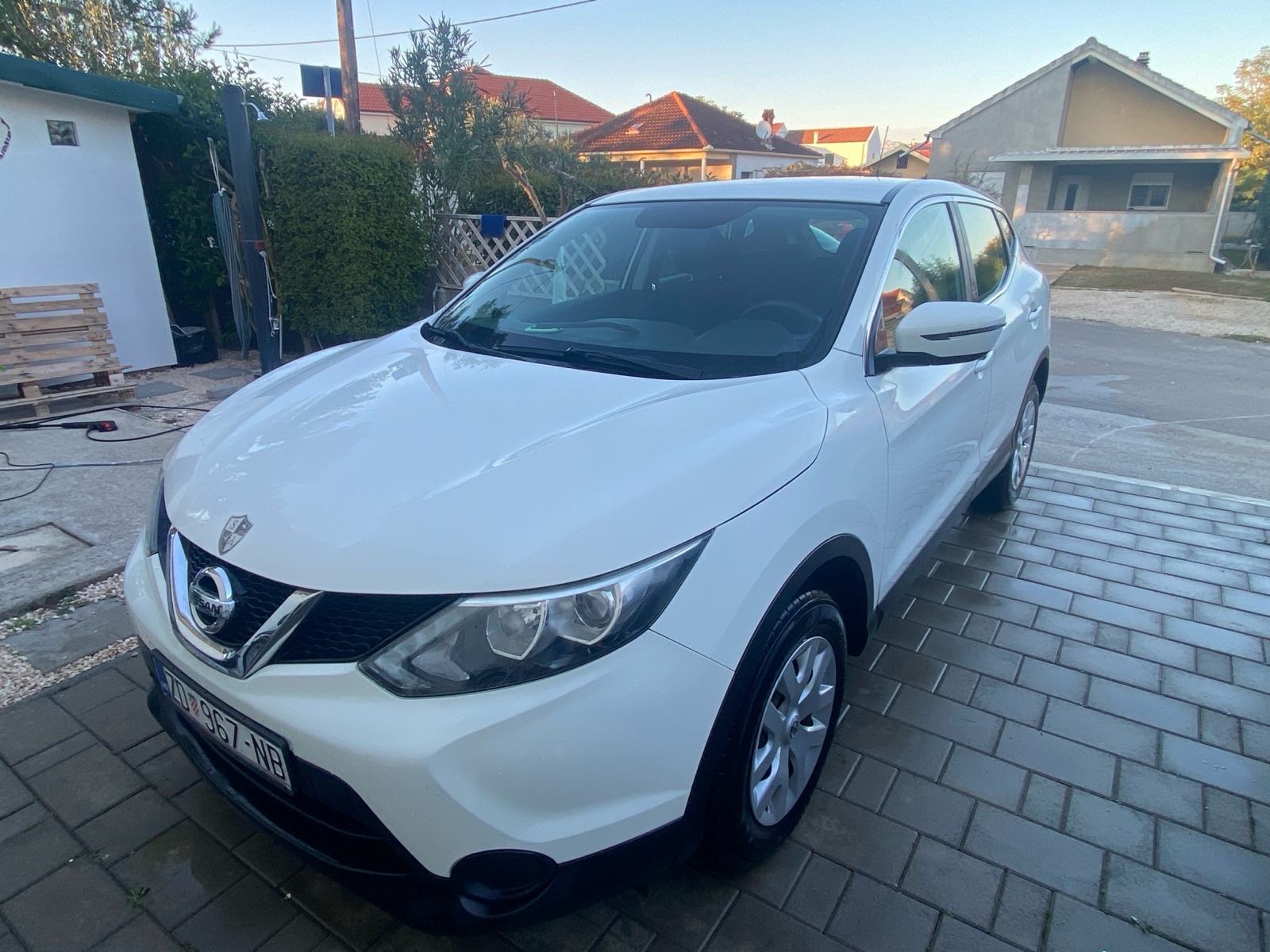 Nissan Qashqai 1,2, fotografija 15