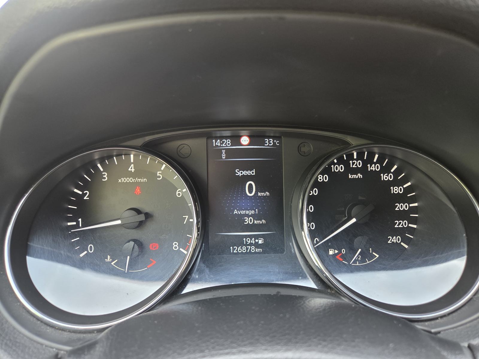 Nissan Qashqai 1,2 DIG-T * HR AUTO*REG.GOD.DANA", fotografija 8