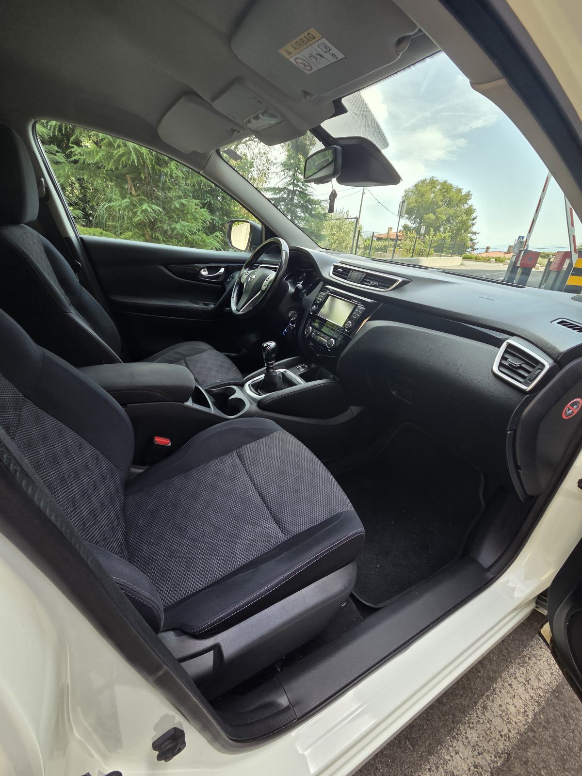 Nissan Qashqai 1,2 DIG-T * HR AUTO*REG.GOD.DANA", fotografija 7