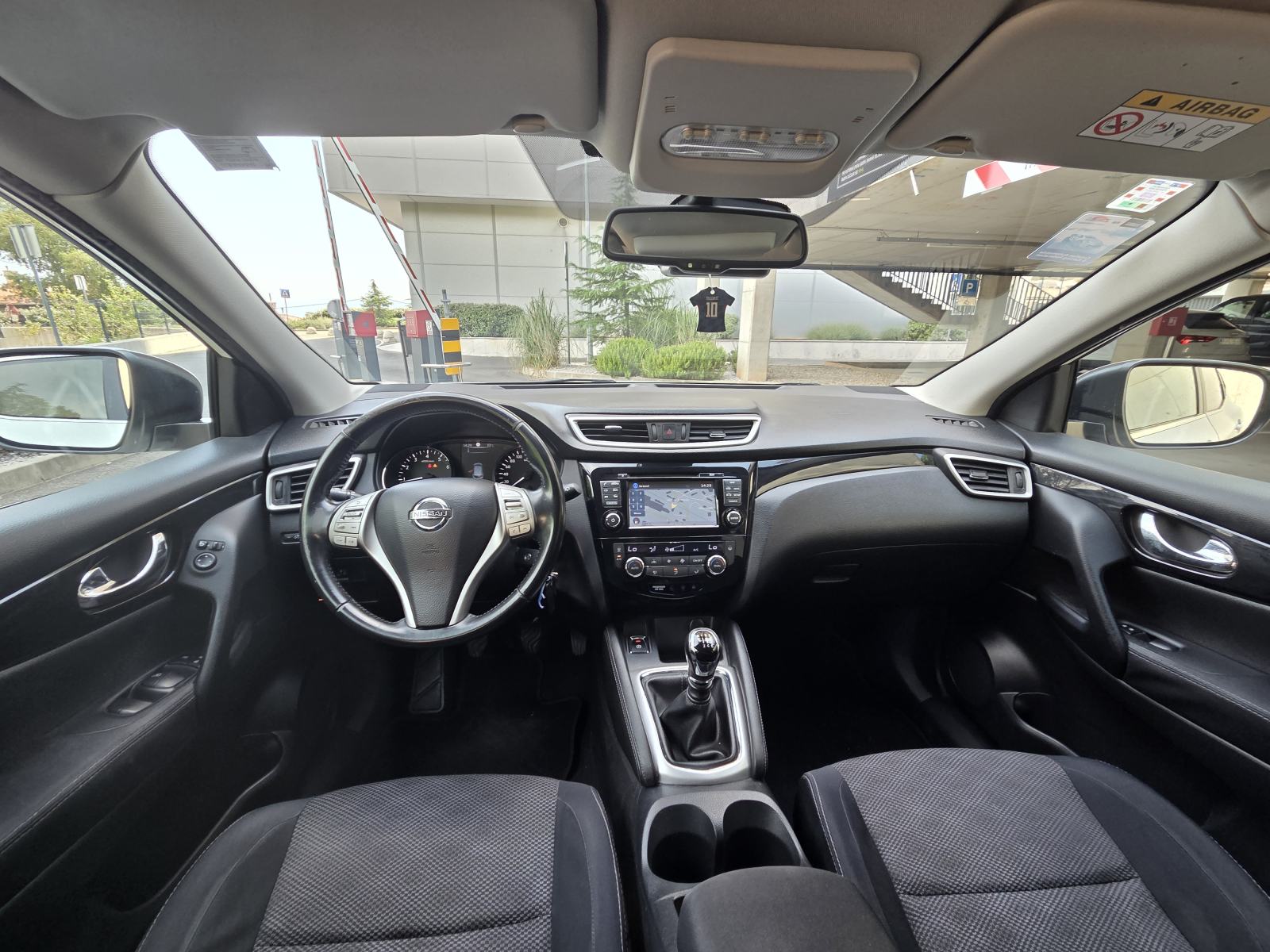 Nissan Qashqai 1,2 DIG-T * HR AUTO*REG.GOD.DANA", fotografija 9