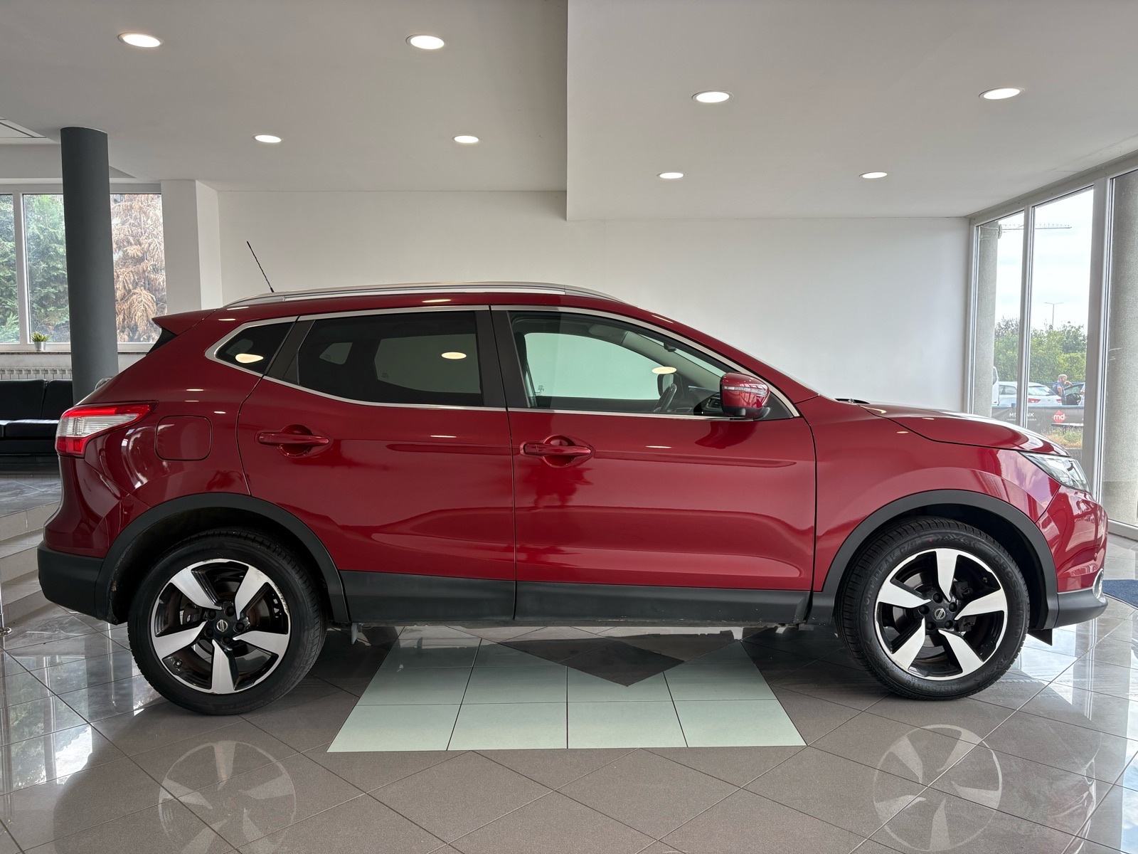 Nissan Qashqai 1,2 Tekna 360°, fotografija 7
