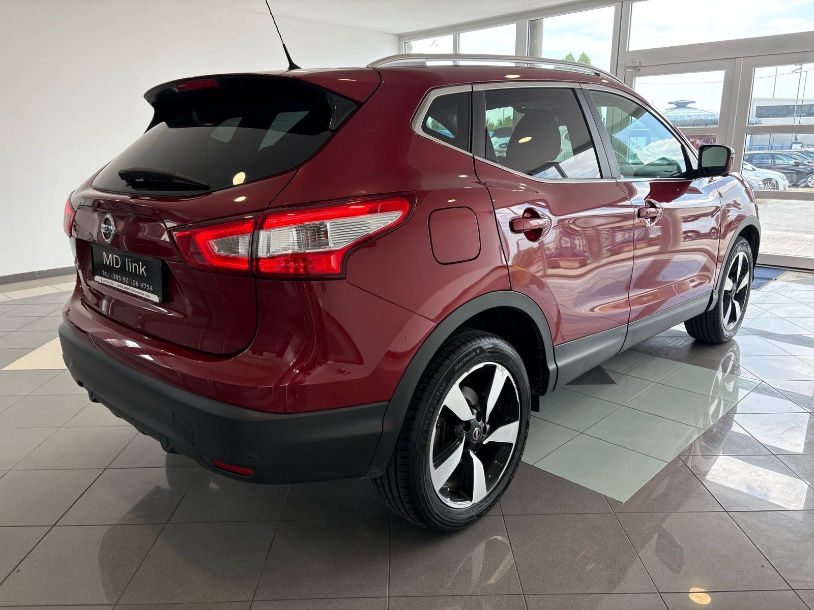 Nissan Qashqai 1,2 Tekna 360°, fotografija 6