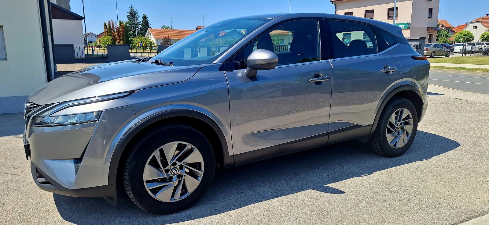 Nissan Qashqai 1.3 /158 ks AUTOMATIK*TVORNIČKO JAMSTVO DO 2027, fotografija 3