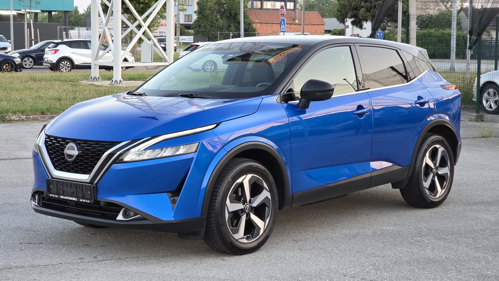 Nissan Qashqai 1.3 HIBRID 57 TKM SERVISNA LED NAVI KAMERA 360 XENON, fotografija 3