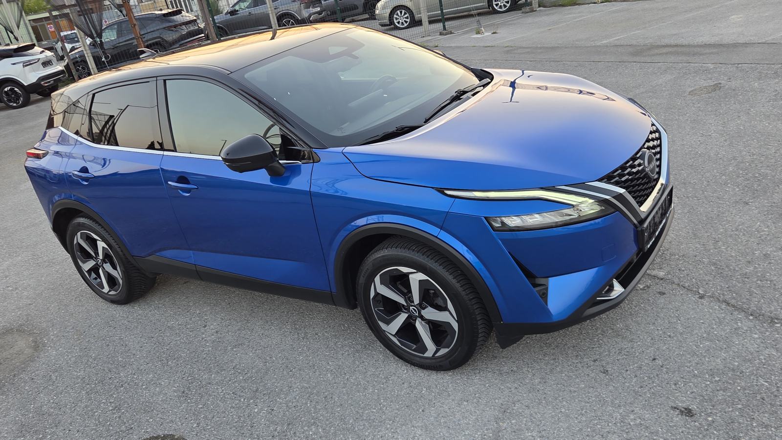 Nissan Qashqai 1.3 HIBRID 57 TKM SERVISNA LED NAVI KAMERA 360 XENON, fotografija 12