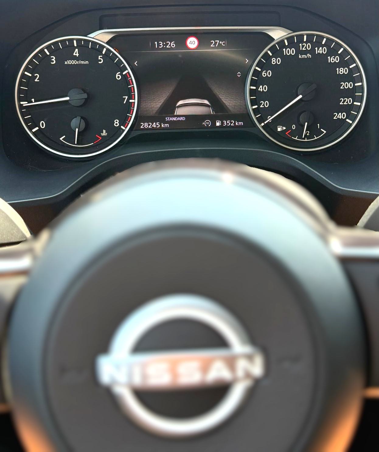 Nissan Qashqai 1.3 ACENTA ⭐️ 5 GODINA TVORNIČKO JAMSTVO ⭐️, fotografija 13