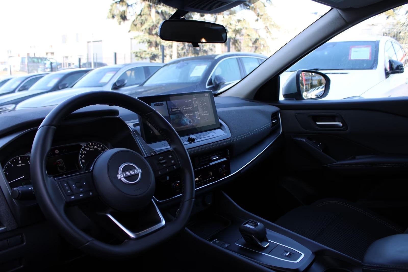 Nissan Qashqai 1.3 automatik, fotografija 11