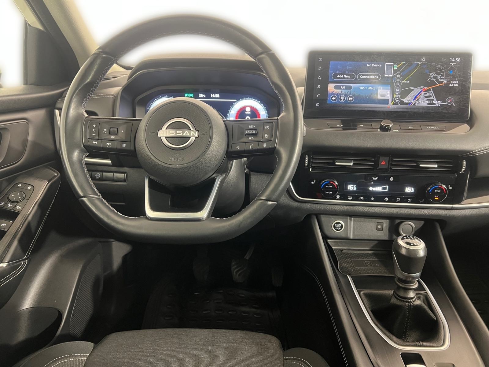 Nissan Qashqai 1.3 DIG 140 N-CONN SUN - 3 godine jamstva, fotografija 15