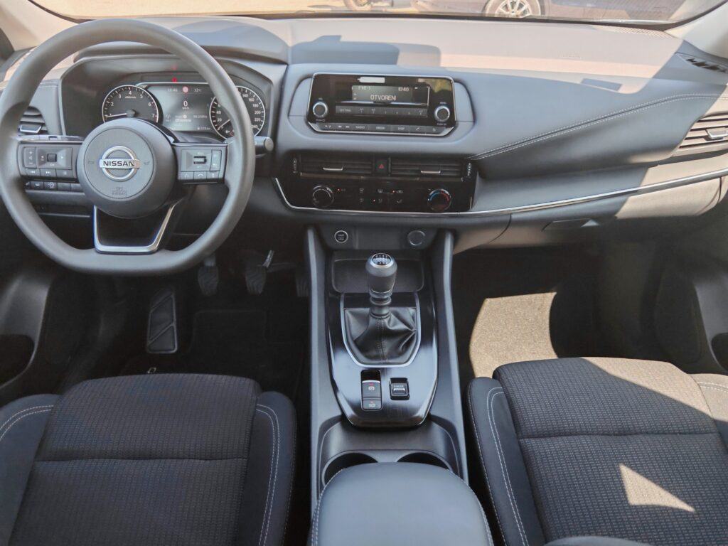 Nissan Qashqai 1,3 DIG-T 140, jamstvo dvije god., već od 234,00€/mj, fotografija 11