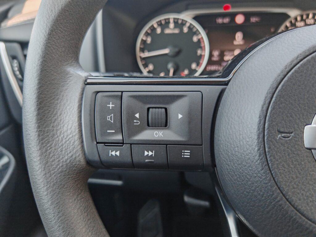 Nissan Qashqai 1,3 DIG-T 140, jamstvo dvije god., već od 234,00€/mj, fotografija 13
